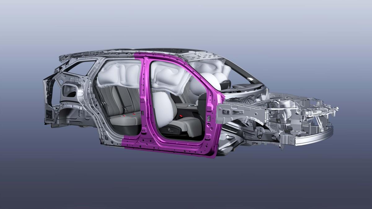 均衡实力演绎全能守护，第四代博越L定义家庭出行新标准