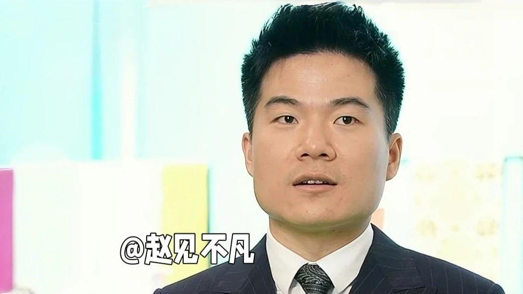 董宇辉受邀消博会，是因为最具“性价比”？此言差矣！