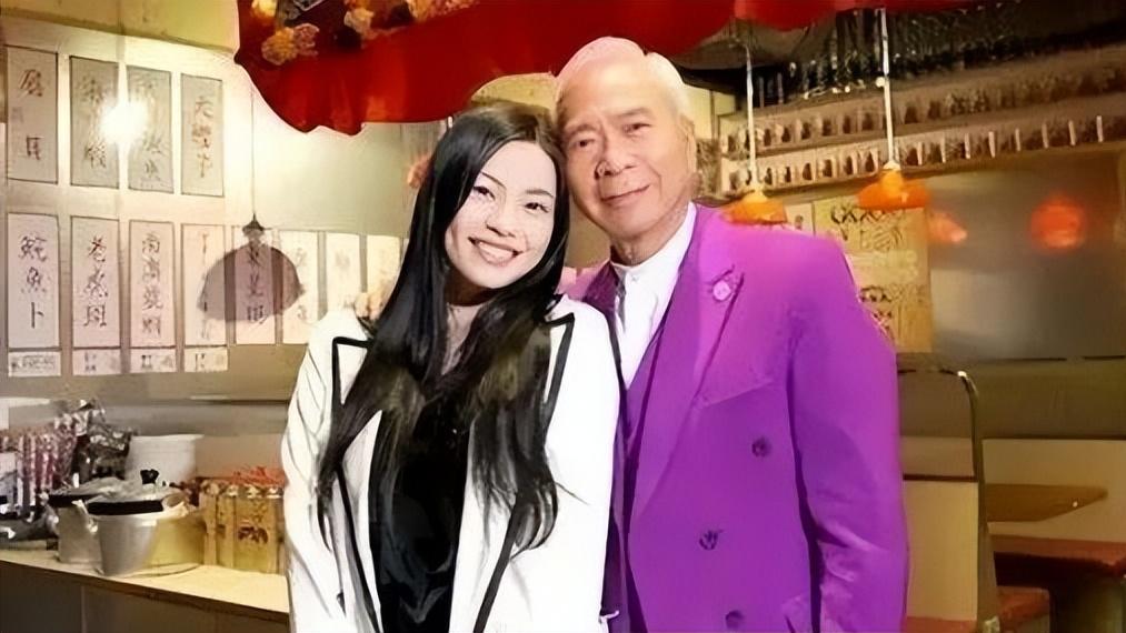 74岁李龙基即将迎娶小36岁未婚妻，已准备当爸爸，有钱不怕养不起