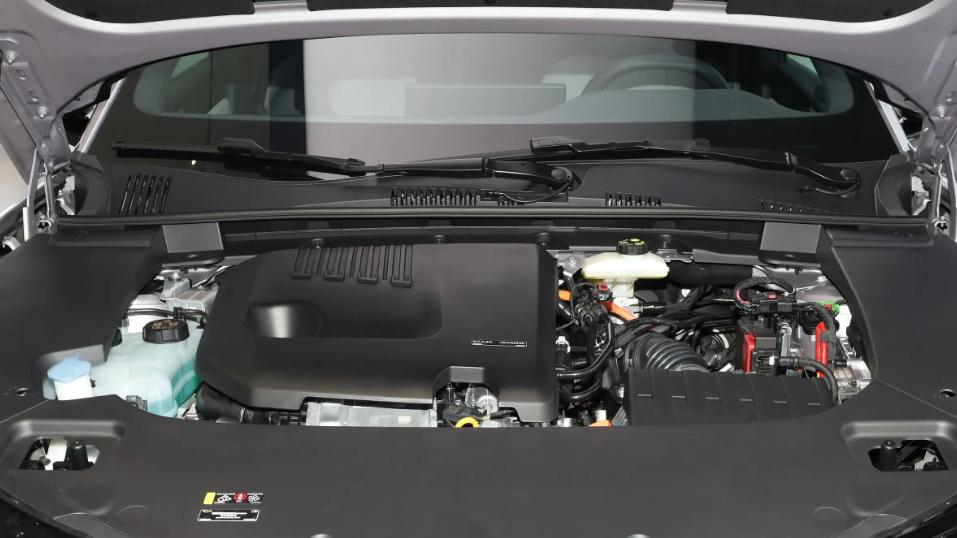 沃尔沃XC70有点不一般，预售价29.99万起，关键产品力也不差