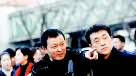 当了7年副导演，被叫20年倪萍丈夫，69岁的杨亚洲如何一战封神？