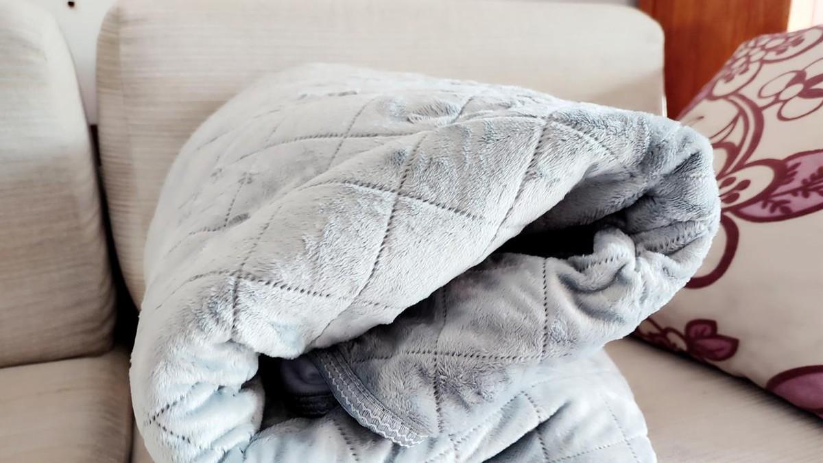 安全与性能的救赎！宫菱水暖毯测评：母婴级标准，安全无毒无辐射