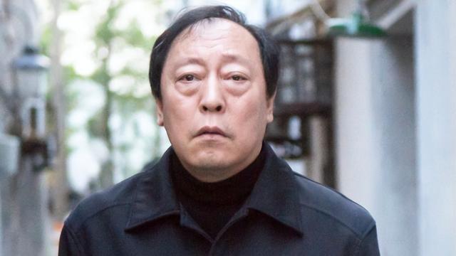 演技平平却被捧成老戏骨，求这些演员醒醒吧，年纪大不等于演技好