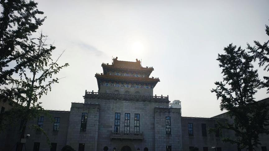 从杨浦图书馆的修缮扩建，看优秀历史建筑应该怎样更新？