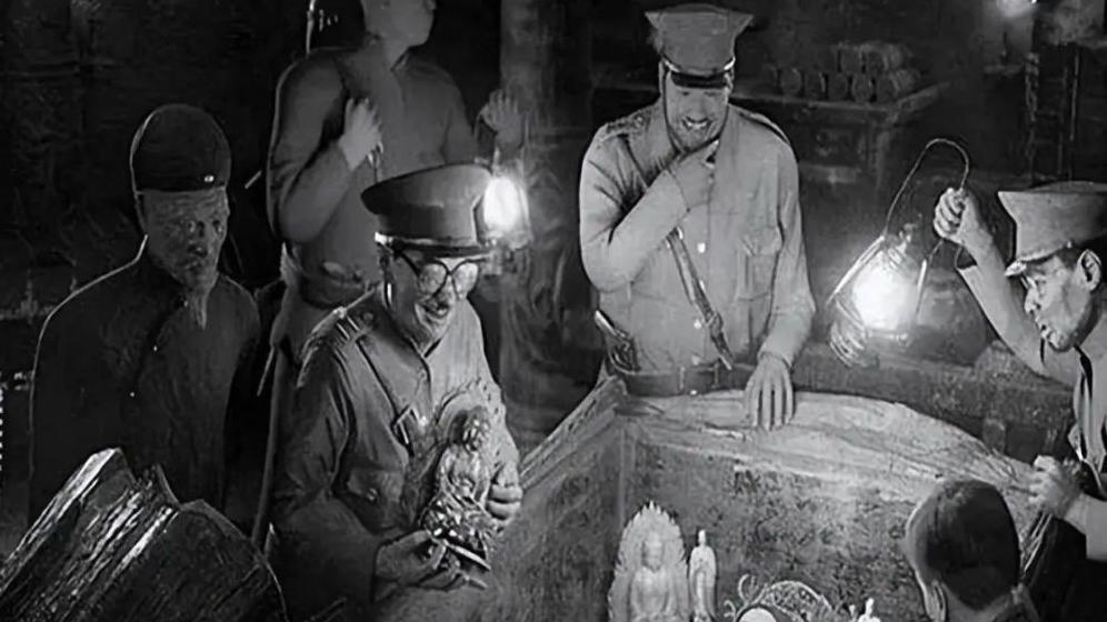 透过这些古墓文化，我们不仅能找到历史的真相，还能从中汲取前进的力量和智慧。