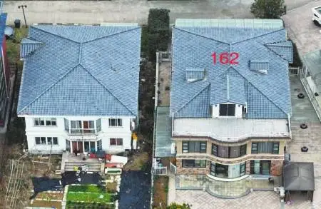 武汉一小区 152 栋违建别墅处置新进展：8 名街道办人员被处分