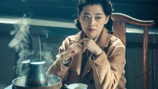 李嘉琦怕了，主动扇自己，因为主演的《六姊妹》太拉仇恨