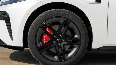 15万预算轿跑优选？东风奕派eπ007+的“+”号里，藏着哪些惊喜？