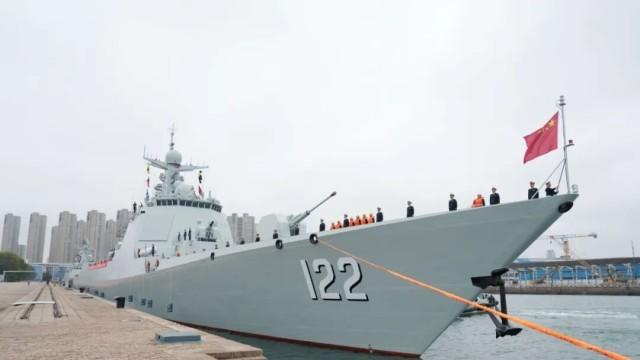 唐山舰、大庆舰、太湖舰 中国海军第48批护航编队解缆起航