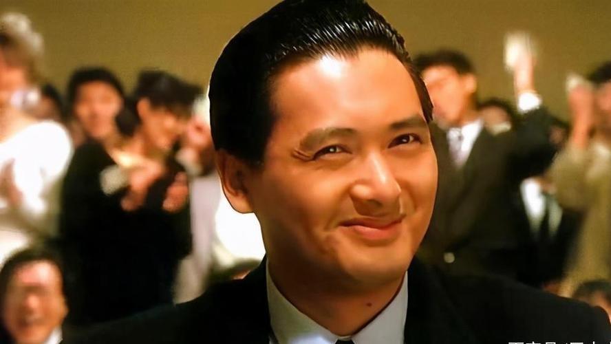 香港为什么有那么多黑帮？1997年香港回归后，黑帮都去哪了？