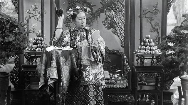 慈禧爱不释手的珍珠，被日本皇室在各地展览，我国多次索要竟被拒