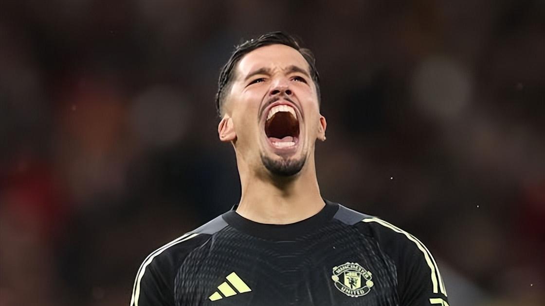 “Baby Courtois”横空出世，老特拉福德门将暗战升级