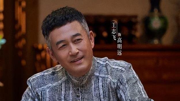 原来她就是王志飞的二婚妻子，被誉为古装女神，如今45岁仍似少女