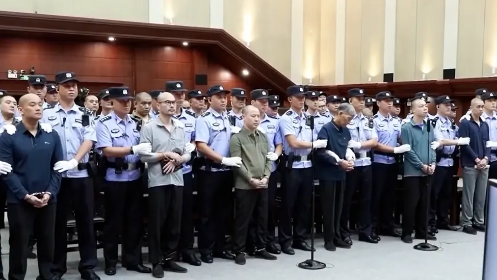 这次轮到白家了，7人被判死刑！