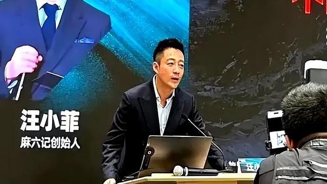 他来了！他来了！汪小菲爱极了一对儿女，再添新凭证！
