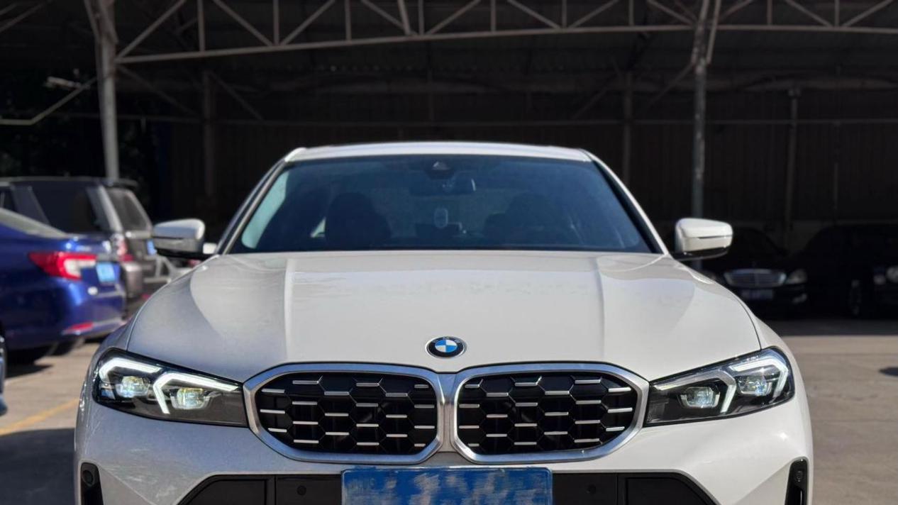 准新车况！2023款宝马3系，落地价30万，现在入手只要23.5万！