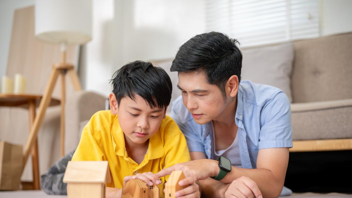 220万天价赔偿背后：缺席的父亲与失控的青春期