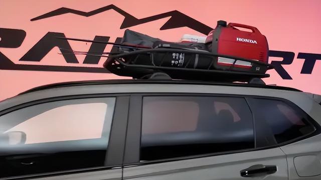 CR-V TrailSport实拍！204匹马力+越野套件，能叫板RAV4荣放？