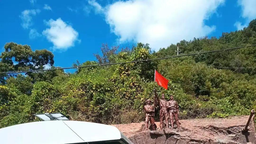 辽宁鸭绿江心大岛，中朝边境国门就在岛上，都能看到啥呢？