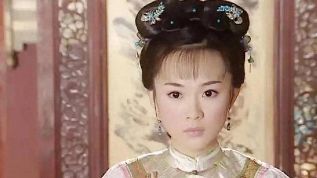 45岁霍思燕泰国被偶遇：身材有点走样，但是皮肤好得像20岁大学生