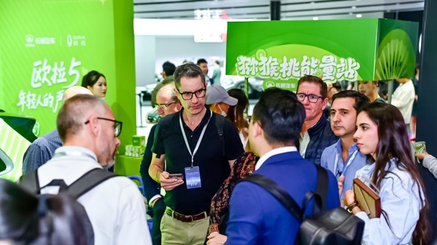 预售福利全面升级！欧拉5亮相广州车展，与Z世代年轻潮流同频共振