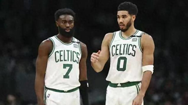 截止到29日NBA常规赛全胜的球队有三支：骑士队四连胜有些惊艳