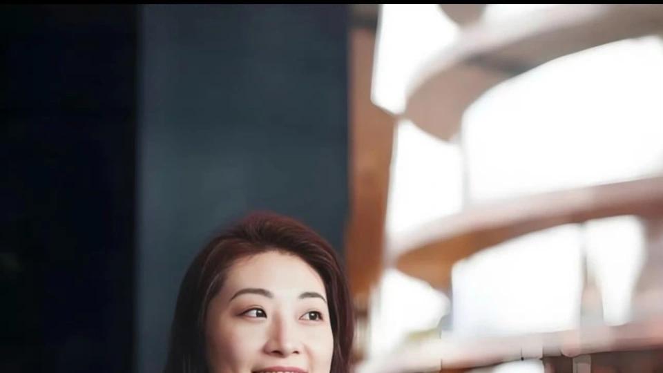 宗馥莉的300亿豪赌，能给娃哈哈上一课吗？