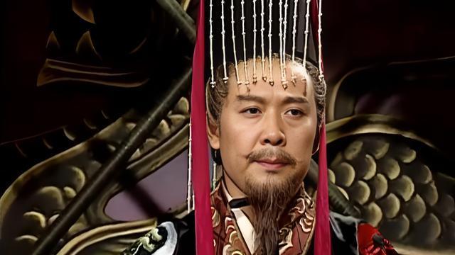 黄忠受封后将军关内侯，诸葛亮关羽强烈反对，这个官爵该封给谁？