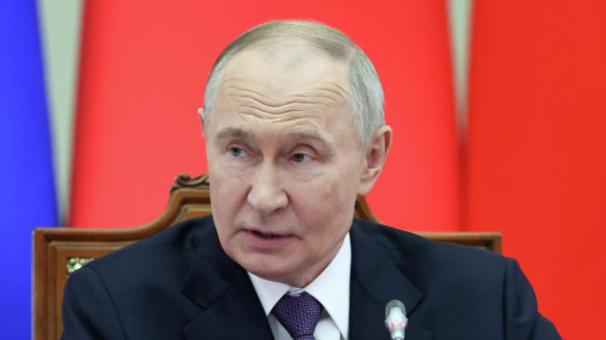 欧盟27国加码援乌，普京被战报蒙蔽，克宫清洗风暴悄然启动？