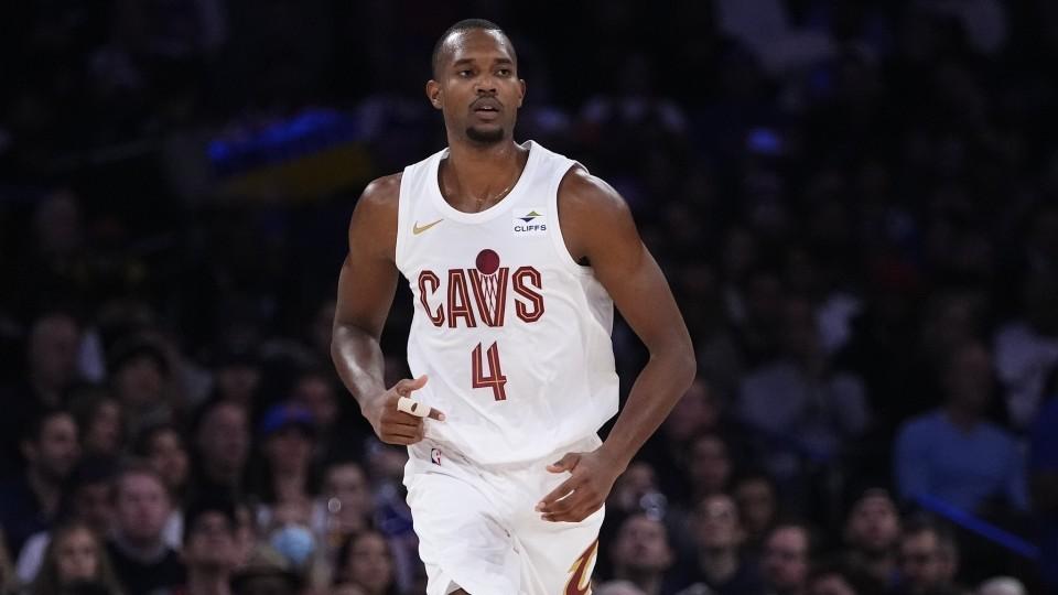 莫布利达成65场标准，入选最佳阵容将至少多赚2300万美元