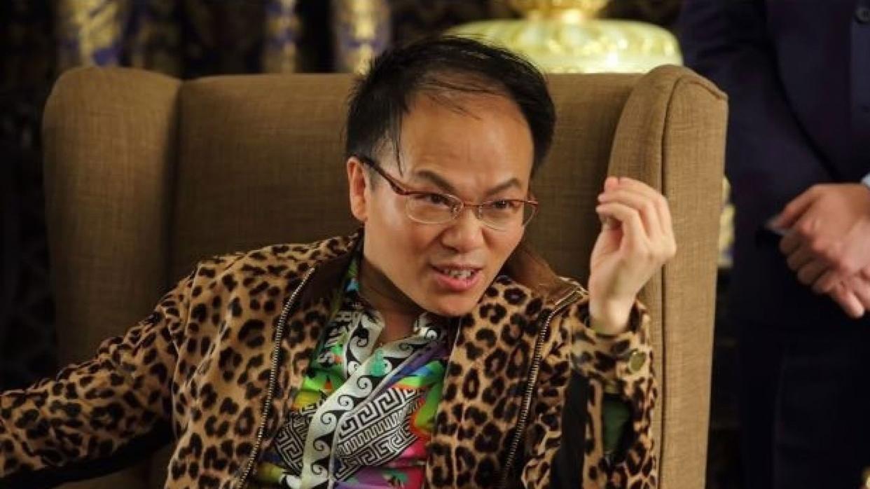 郑某峰涉嫌猥亵未成年女性，已被刑拘，曾投资拍过一部烂片