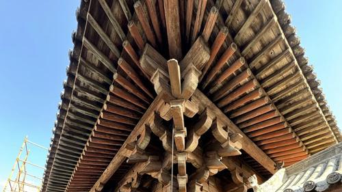 五代遗珍·万佛梵音｜20XX晋中镇国寺全攻略：在平遥城外，叩响千年木构的心跳