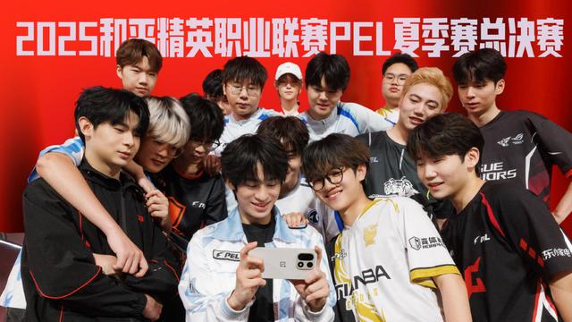 一加15真机曝光，多项改变大不同
