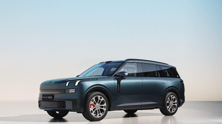 上市一个多月的领克900突然在高速上起火！