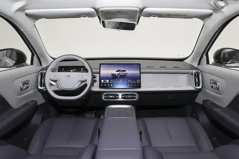 零跑B10：国内9.08万起，热销海外25万起！为何老外还愿意买单？