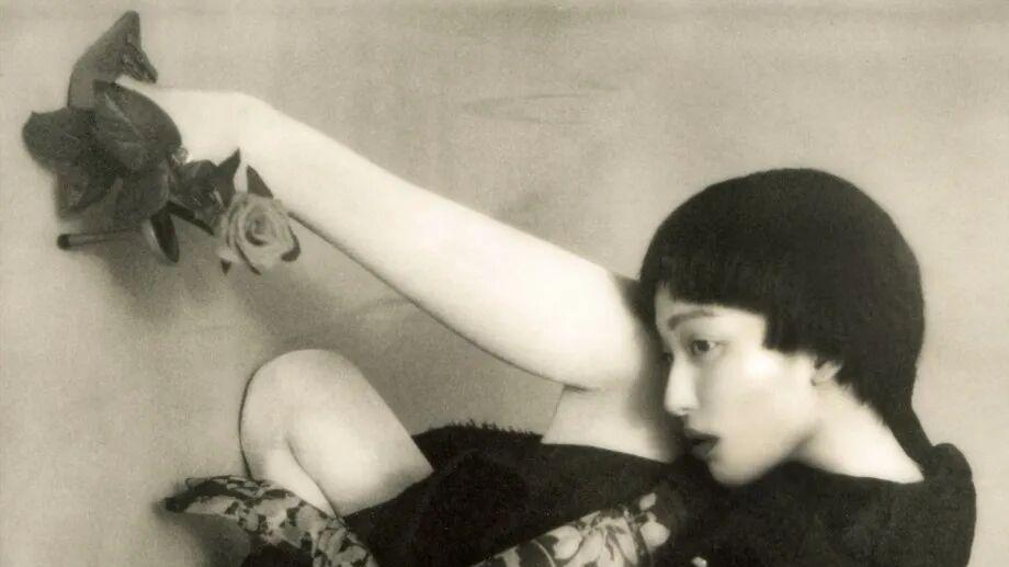 “所以，这世界上会有真诚的男人吗？”