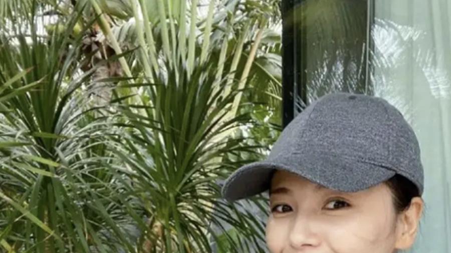 刘涛带儿女聚餐，16岁紫嫣气质像妈妈，但体型随爸比弟弟要矮一头