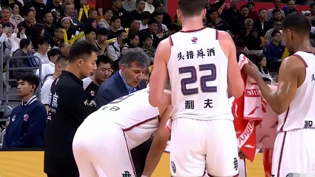 CBA惊天逆转！同曦创历史首进季后赛 浙江力克新疆锁定12强