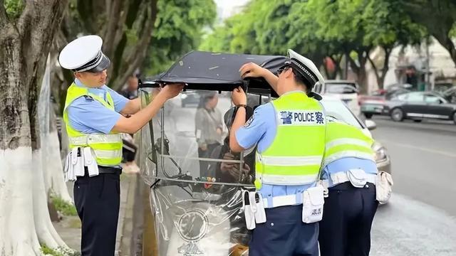 6月起，电动车上路迎来“2禁2罚3扣”新要求，违者扣车罚款