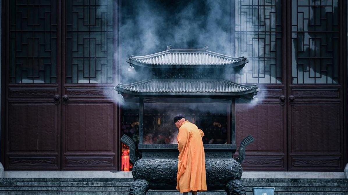 老和尚的智慧：当人生不顺时，不妨试试这两件事