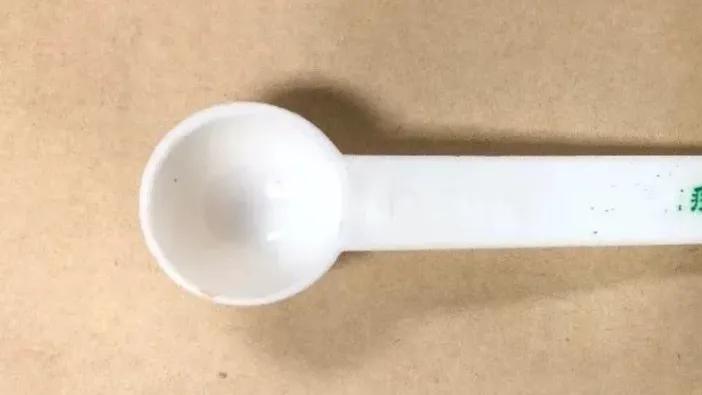 健康科普 | 警惕！这些食物竟是 “高盐刺客”，教你轻松控盐小技巧