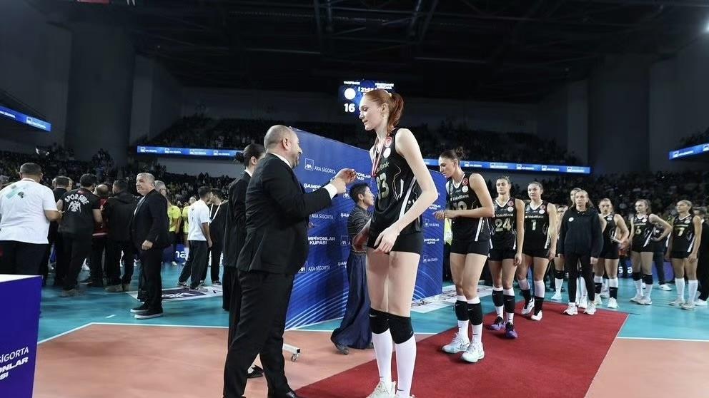 可惜！瓦基弗银行女排遭费内逆转 博斯未融入球队 杯赛有望复仇对手