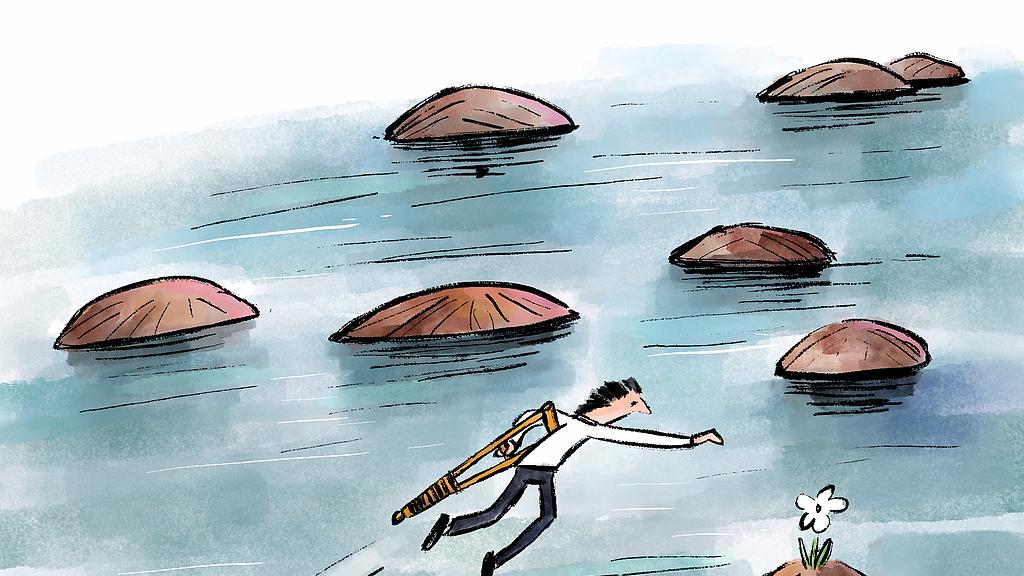 人生的意义，是独自穿过悲喜抵达自己​​​