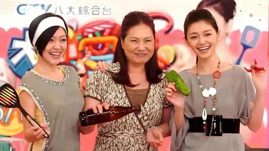 所指为何！s妈一改沉默，发声要换回正义，孩子未和汪回京过节。