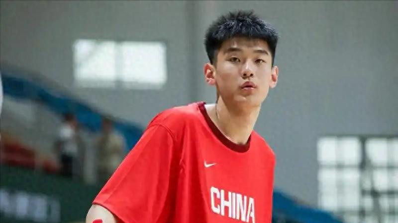 广东新星惊艳全场！球迷喊他“小杜锋” 补齐短板未来十年基石