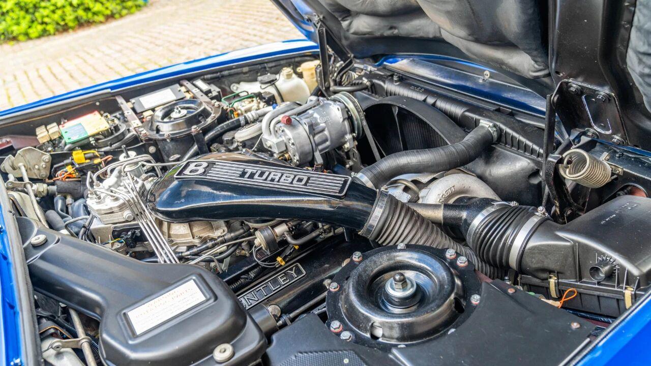 文莱苏丹的特别定制——1992款宾利Val D’Isere与皇室车库的传奇