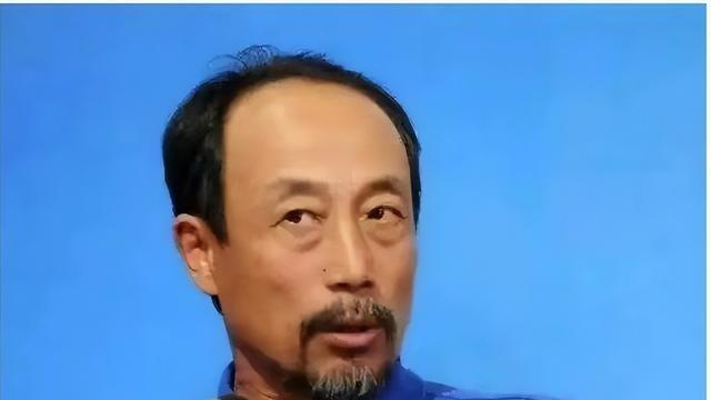从“名利双收”到“声名狼藉”，孙海英走到今天，怪不了别人