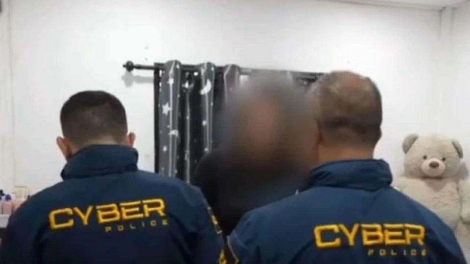 泰国母亲直播性侵 15 岁亲生儿子牟利，现场被抓时还在记账！