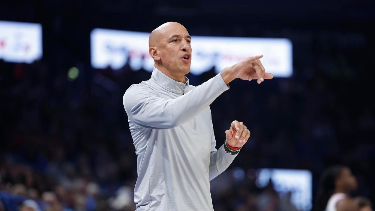 战绩不佳主帅就要准备背锅了，这几位能保住自己的饭碗吗？