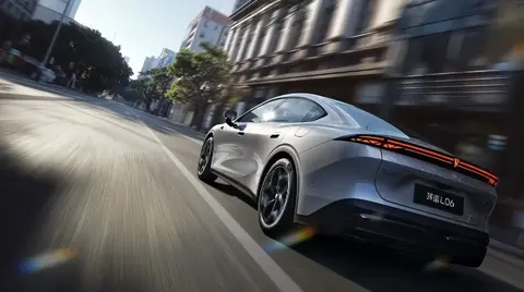 深蓝L06预售开启再掀桌子